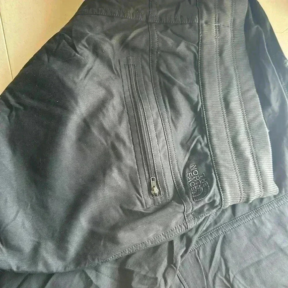 The north face - Picture 3 of 4